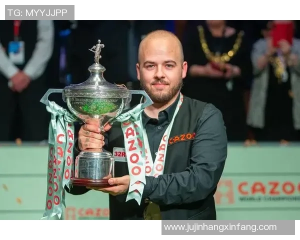 斯崔达与明斯克迪纳摩激战正酣谁将赢得这场精彩对决